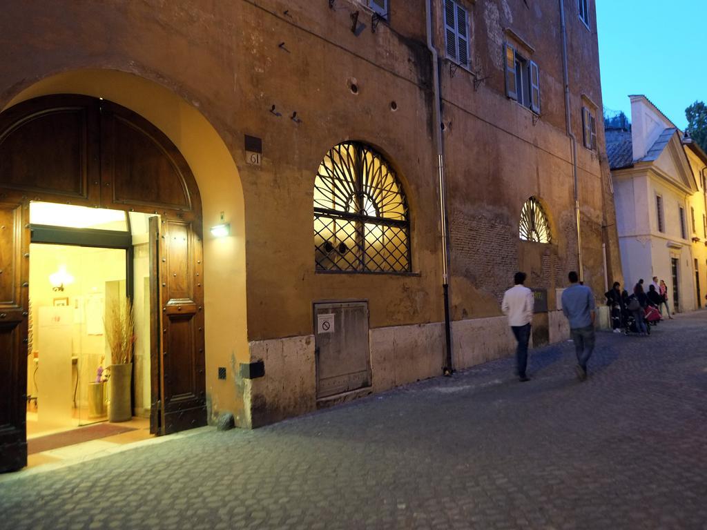 Casa Di Santa Francesca Romana A Ponte Rotto — Foto 2
